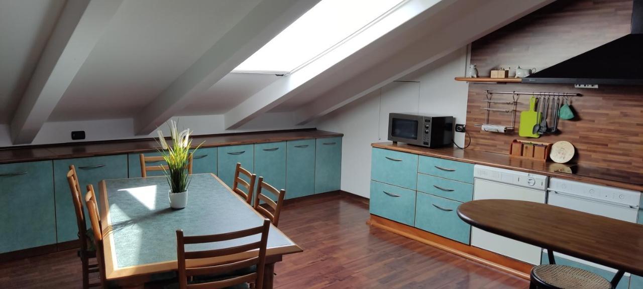 Loft Mansardato Монца Экстерьер фото